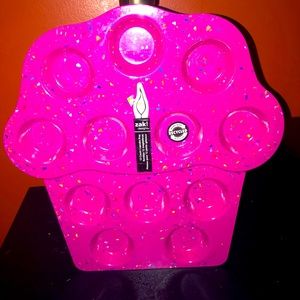 Flamingo Pink Cupcake Pan